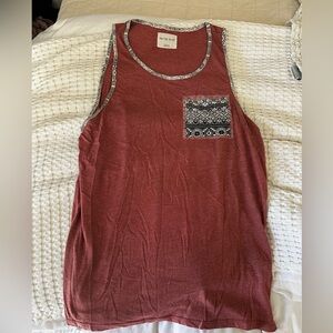 On the byas red tank top M
